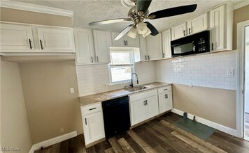 5115 Stanley Ave in Maple Heights, OH - Building Photo - Building Photo