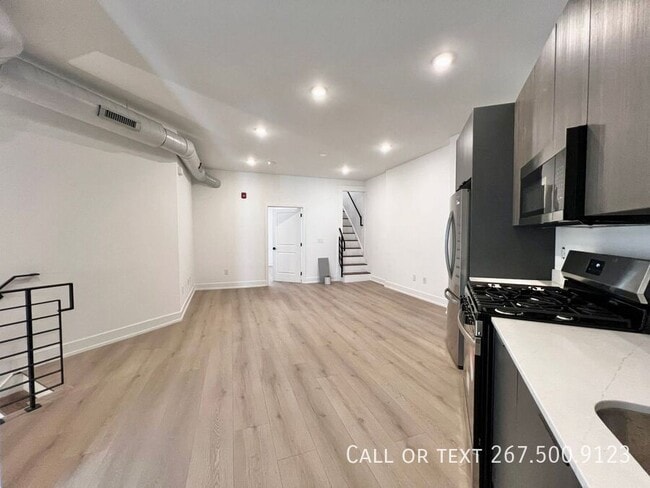 property at 2003 Amber St