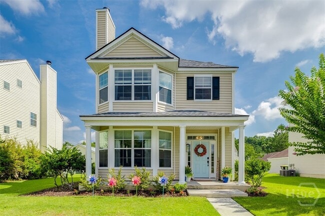 property at 8 Bushwood Dr