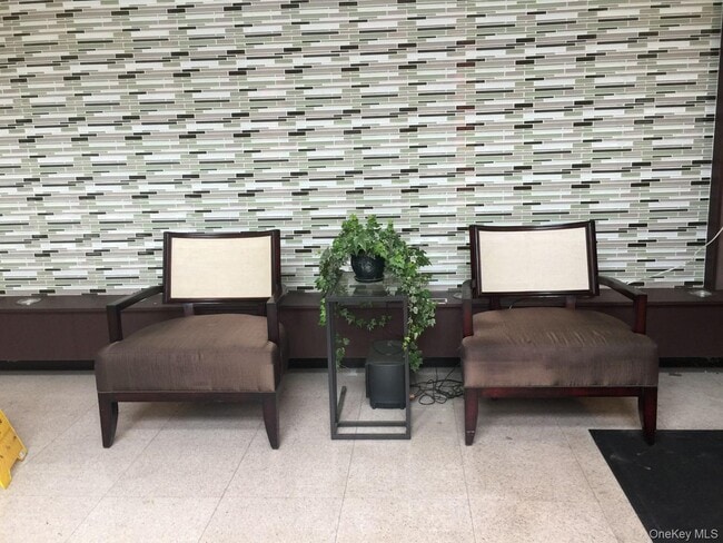 132-35 Sanford Ave in Queens, NY - Building Photo - Building Photo