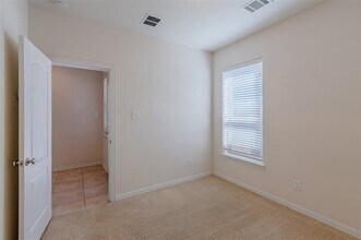 2326 Stutz Dr in Dallas, TX - Building Photo - Building Photo