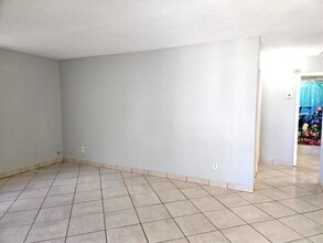 4836 Carver St in Greenacres, FL - Building Photo - Building Photo