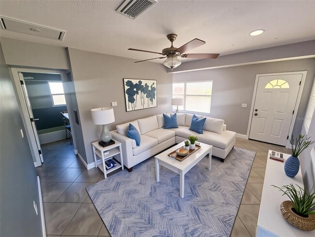 519 Yelvington Ave in Clearwater, FL - Building Photo - Building Photo