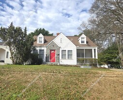 2649 Jefferson Terrace in East Point, GA - Building Photo