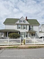 109 Salem Ave in Carbondale, PA - Building Photo