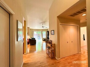 208 Tern Pl in Davis, CA - Building Photo - Building Photo