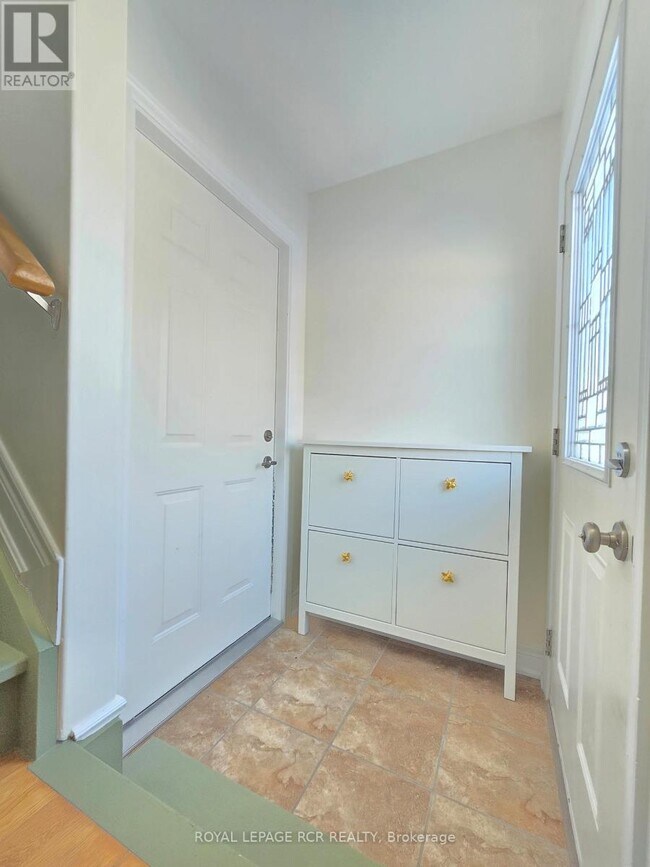 341 Queensville Sideroad in East Gwillimbury, ON - Building Photo - Building Photo