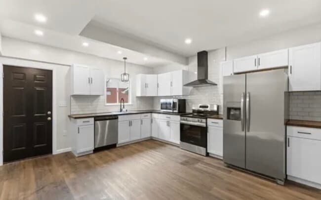 property at 14 Echo Ter