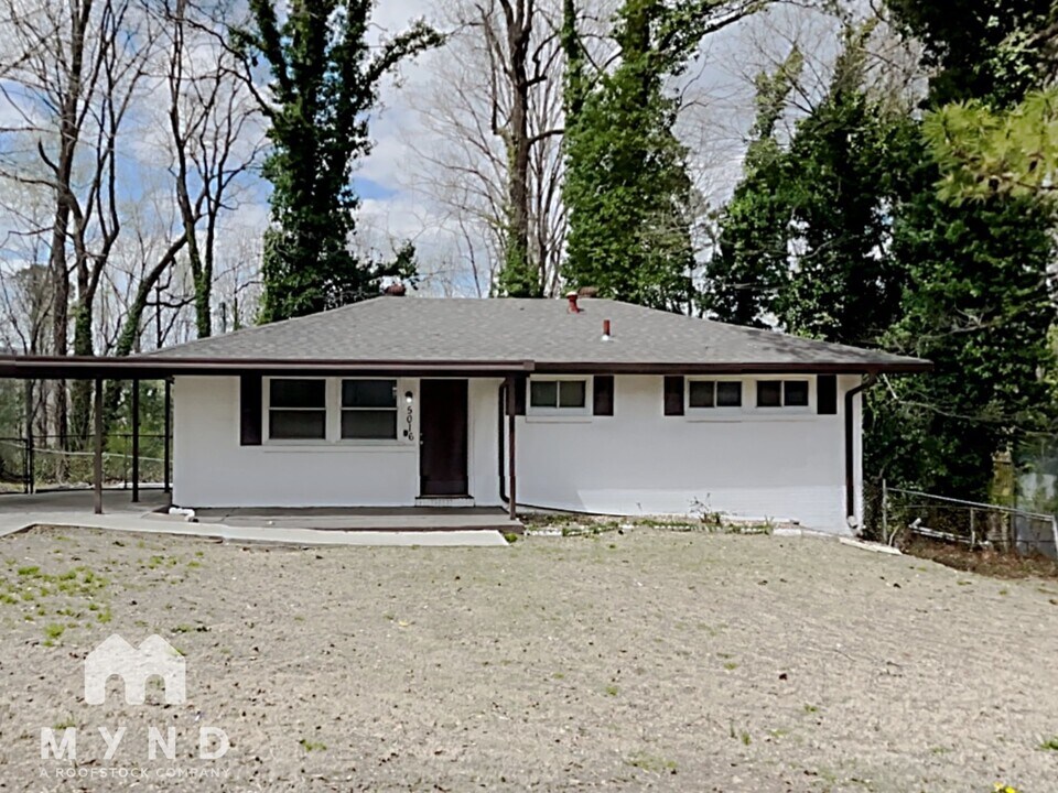 5016 Scenic View Dr in Irondale, AL - Building Photo