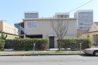 1652 Sawtelle Blvd in Los Angeles, CA - Building Photo - Building Photo