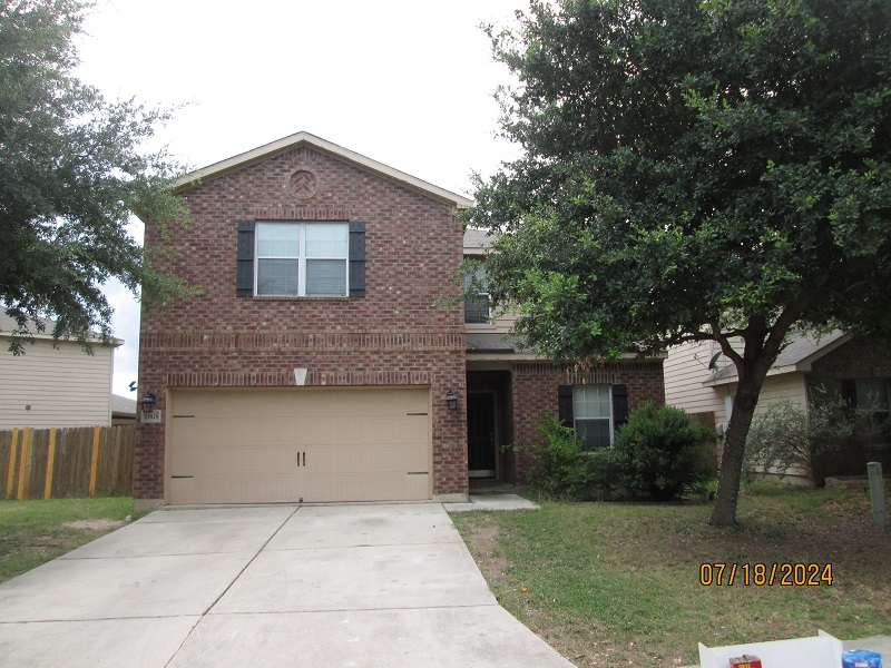 11826 Luckey Vista in San Antonio, TX - Building Photo