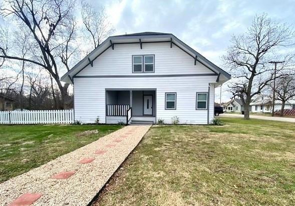 3631 Bourland St in Greenville, TX - Building Photo