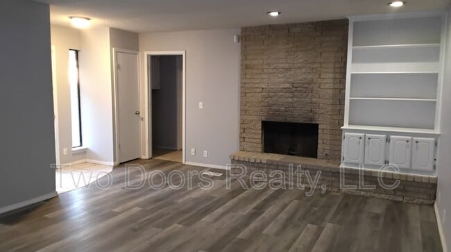 7110 NW 30th Terrace in Bethany, OK - Building Photo - Building Photo