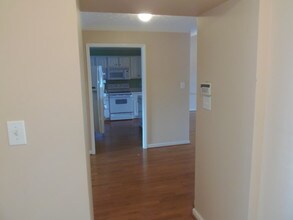 3330 Harbour Pointe Pl-Unit -UNIT11 in Fayetteville, NC - Building Photo - Building Photo
