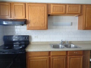 1340 N Main St in Wheaton, IL - Building Photo - Building Photo