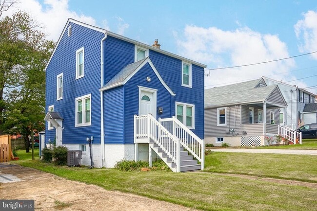 property at 2817 Onyx Rd