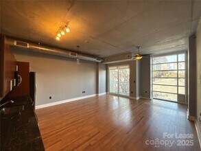 505 E 6th St in Charlotte, NC - Building Photo - Building Photo