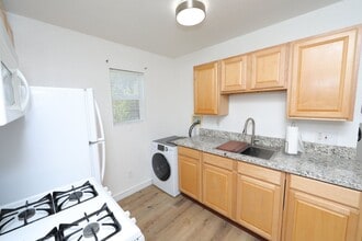 3131 63rd St in Sacramento, CA - Building Photo - Building Photo