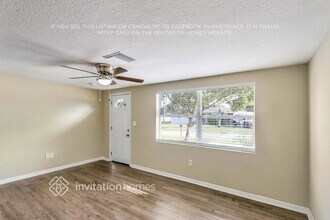7201 Palisade Dr in Port Richey, FL - Building Photo - Building Photo