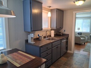 660 N Oregon St in Jacksonville, OR - Building Photo - Building Photo