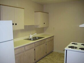 1824 Nord Ave-Unit -1 in Chico, CA - Building Photo - Building Photo