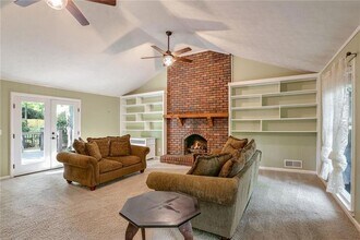 4624 Mountain Creek Dr in Roswell, GA - Building Photo - Building Photo
