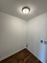 2418 Woodfield Blvd in Franklin, IN - Building Photo - Building Photo