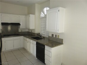 2920 Setting Sun St in Las Vegas, NV - Building Photo - Building Photo