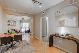 Villas on Guadalupe in Austin, TX - Building Photo - Interior Photo