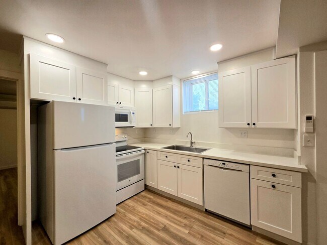 300 S Franklin Ave in Wenatchee, WA - Building Photo - Building Photo