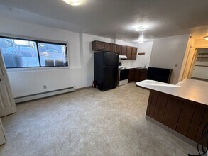 524 N Klevin St in Anchorage, AK - Building Photo - Building Photo