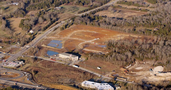 Bear Creek Overlook in Columbia, TN - Building Photo - Building Photo