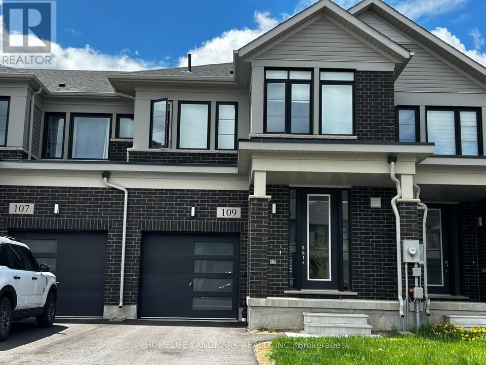 109 Yale Dr in Hamilton, ON - Building Photo