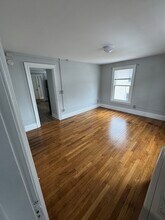 177 Saint John St, Unit 177 St John Street Apt 2 in Portland, ME - Foto de edificio - Building Photo