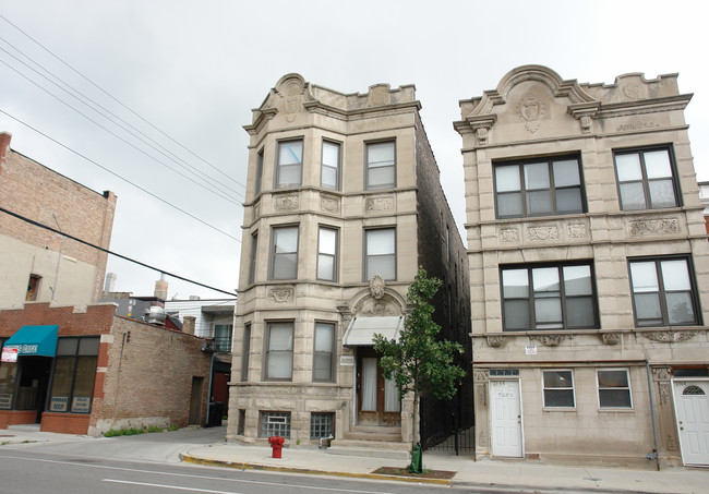 2346 W Taylor St in Chicago, IL - Building Photo - Building Photo