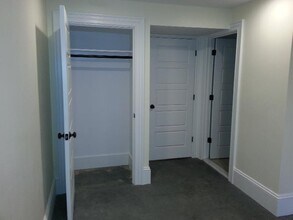 84 Linden St, Unit 1 in Boston, MA - Building Photo - Building Photo