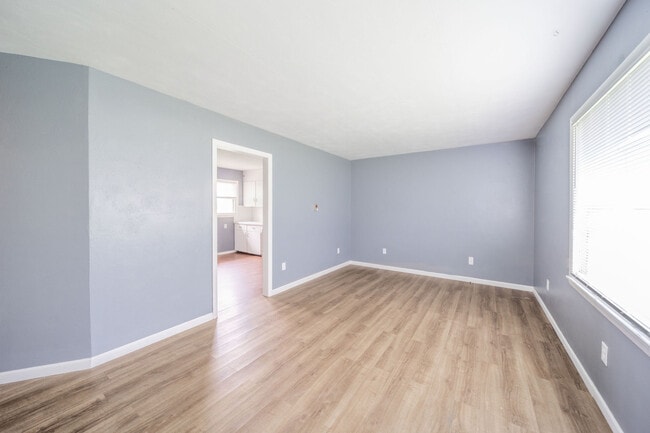 1314 US-36, Unit 1318 in Pendleton, IN - Foto de edificio - Building Photo
