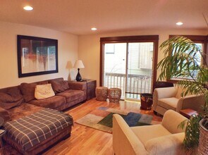 823 NW 97th St in Seattle, WA - Building Photo - Building Photo