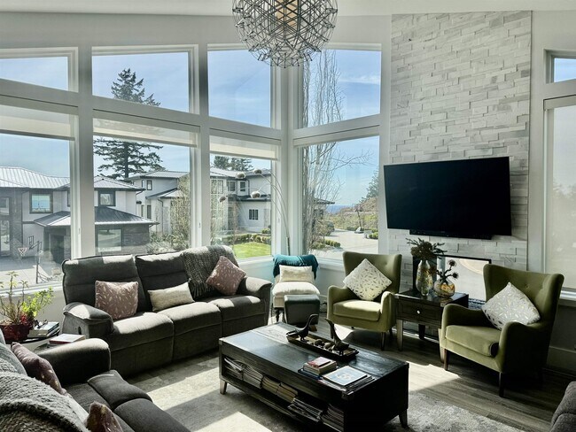 35367 Eagle Summit Drive in Abbotsford, BC - Building Photo - Building Photo