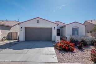 41055 W Agave Rd in Maricopa, AZ - Building Photo
