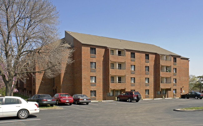 Jaycee Fairgrounds Village in St. Charles, MO - Building Photo - Building Photo