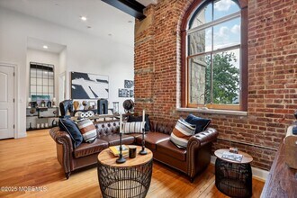 179 Chelsea Ave in Long Branch, NJ - Foto de edificio - Building Photo