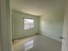 616 49th St in West Palm Beach, FL - Building Photo - Building Photo