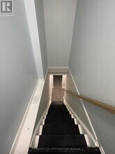 8 Daphne Crescent in Barrie, ON - Building Photo - Building Photo