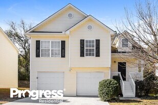 145 S Barbara Ln in Austell, GA - Building Photo