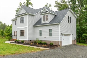 207 Eliza Ln in Aylett, VA - Building Photo - Building Photo