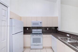 2908 SE 17th Ave in Homestead, FL - Building Photo - Building Photo