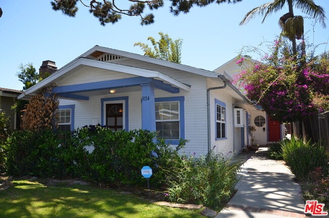 property at 3114 6th St