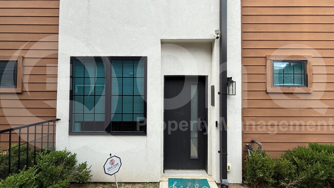 property at 1910 Caddo St