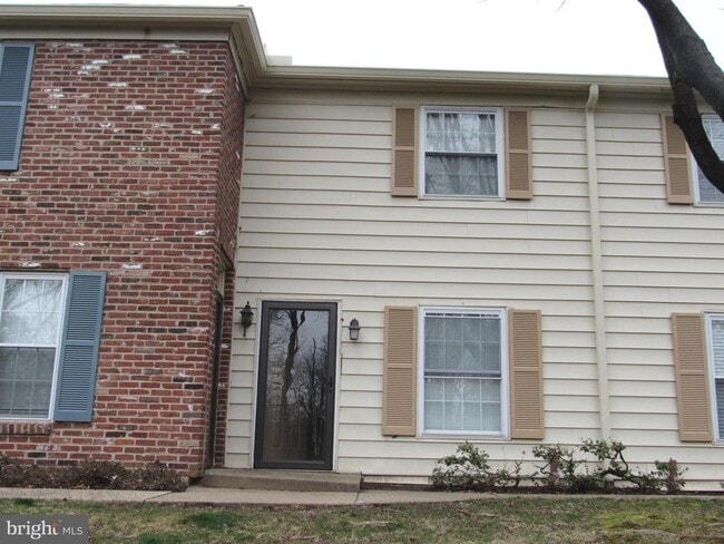 property at 174 Wellington Terrace